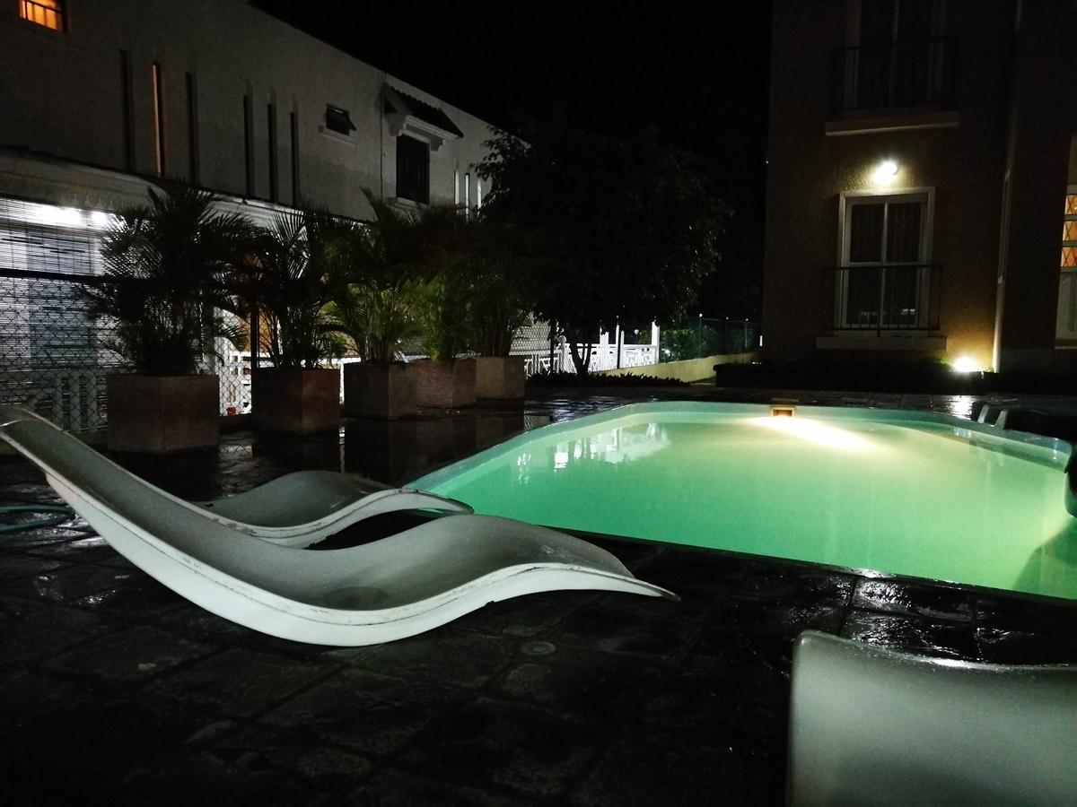Rayon Vert Bleuphorie Beach Apartment Flic-en-Flacq Exteriör bild